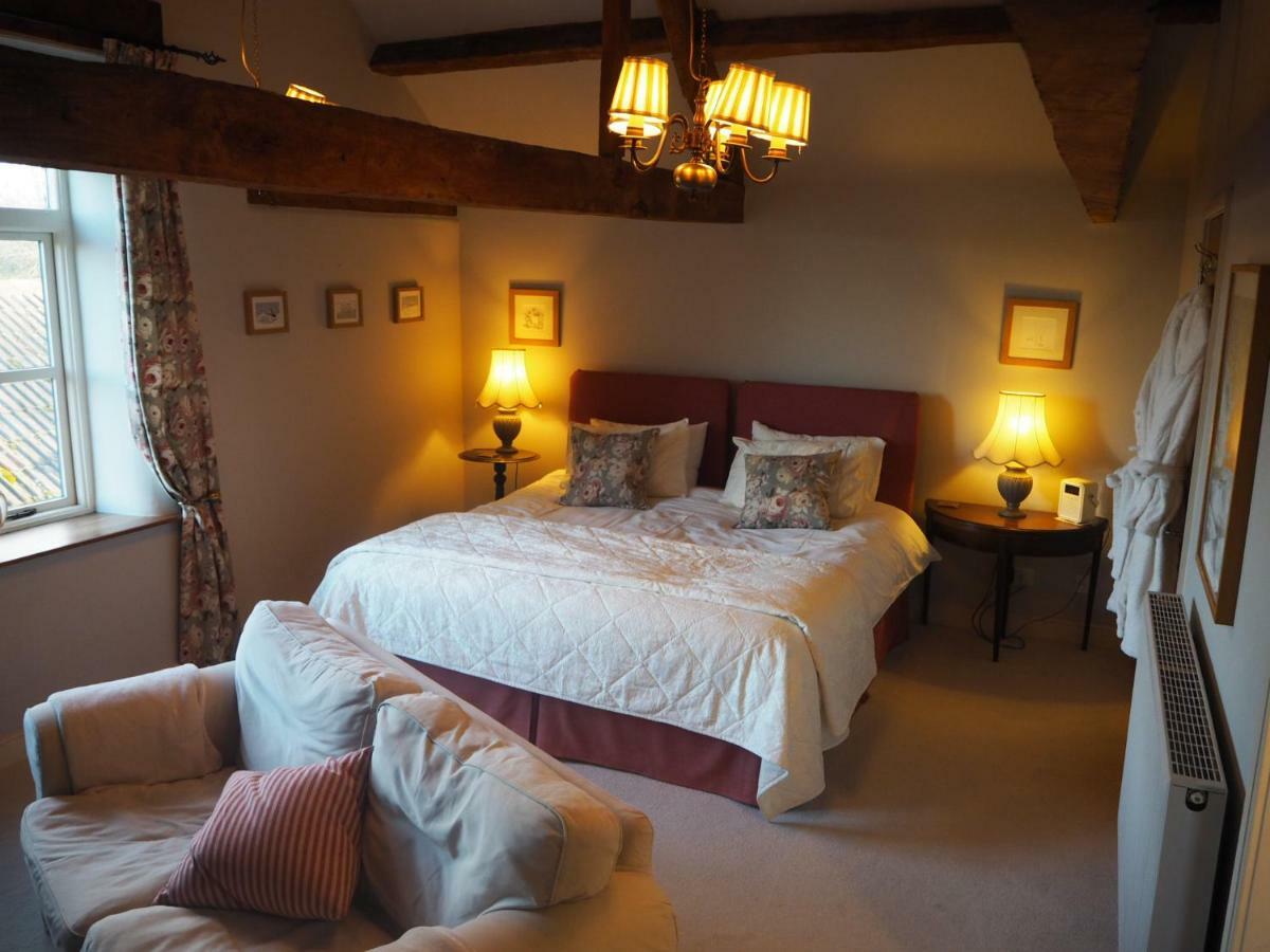 Home Barn Bed And Breakfast เยโอวิล ภายนอก รูปภาพ
